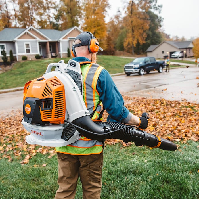 STIHL BR800 Backpack Blower – Powerful & Efficient