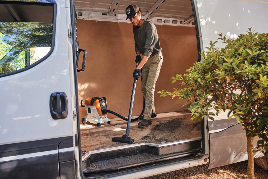 STIHL SEA100L Vacuum Cleaner