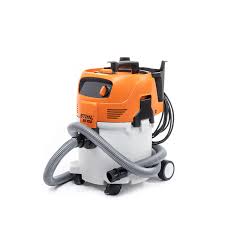 STIHL SE122 vacuum cleaner portable wet and dry vacuum with orange and white body and flexible hose