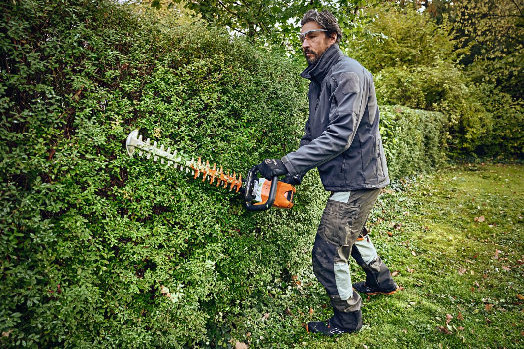 STIHL HSA100 Cordless Hedge Trimmer